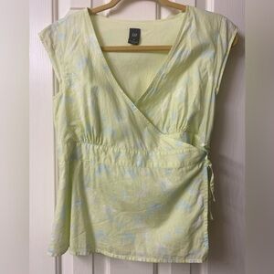 GAP Women's Pastel Green Butterfly Print Cap Sleeve Cotton Wrap Top Size Medium